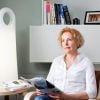 Lampa Innolux Origo - terapia światłem dziennym podczas czytania